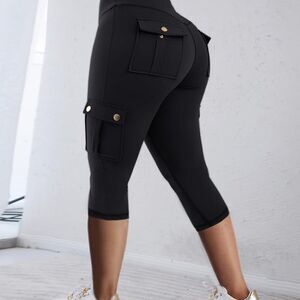 Black Cargo Capri Pants, w built in butt lifting . My fav pants r now